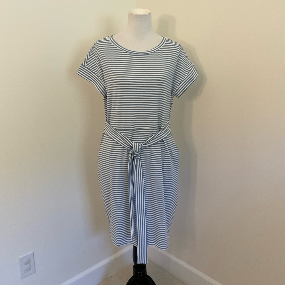 NWT Women’s Merokeety Striped Casual Dress - Blue and White